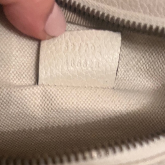 Gucci Cream and Black Belt Bag - Picture 7 of 7